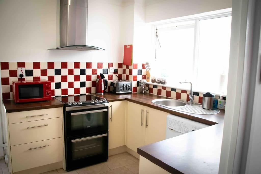 Botany Bay House With Hot Tub, Close To Margate