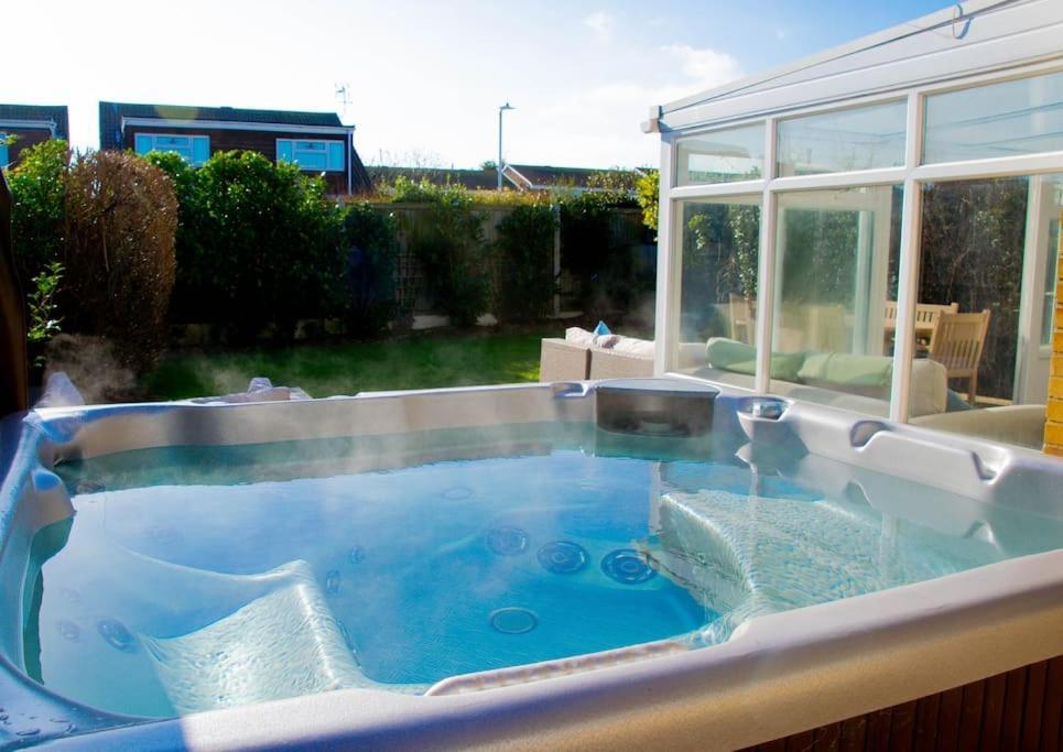 Botany Bay House With Hot Tub, Close To Holiday home *